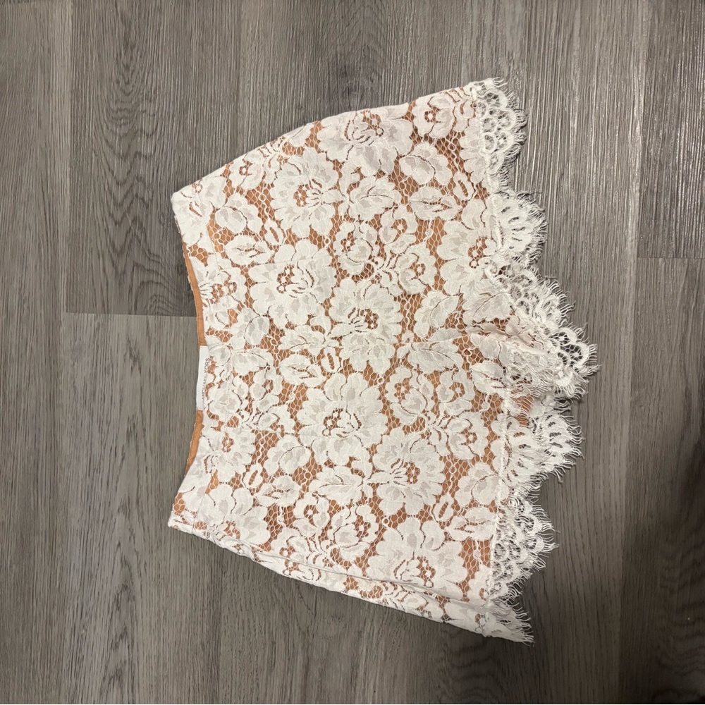 Michael Kors White Floral Lace Short